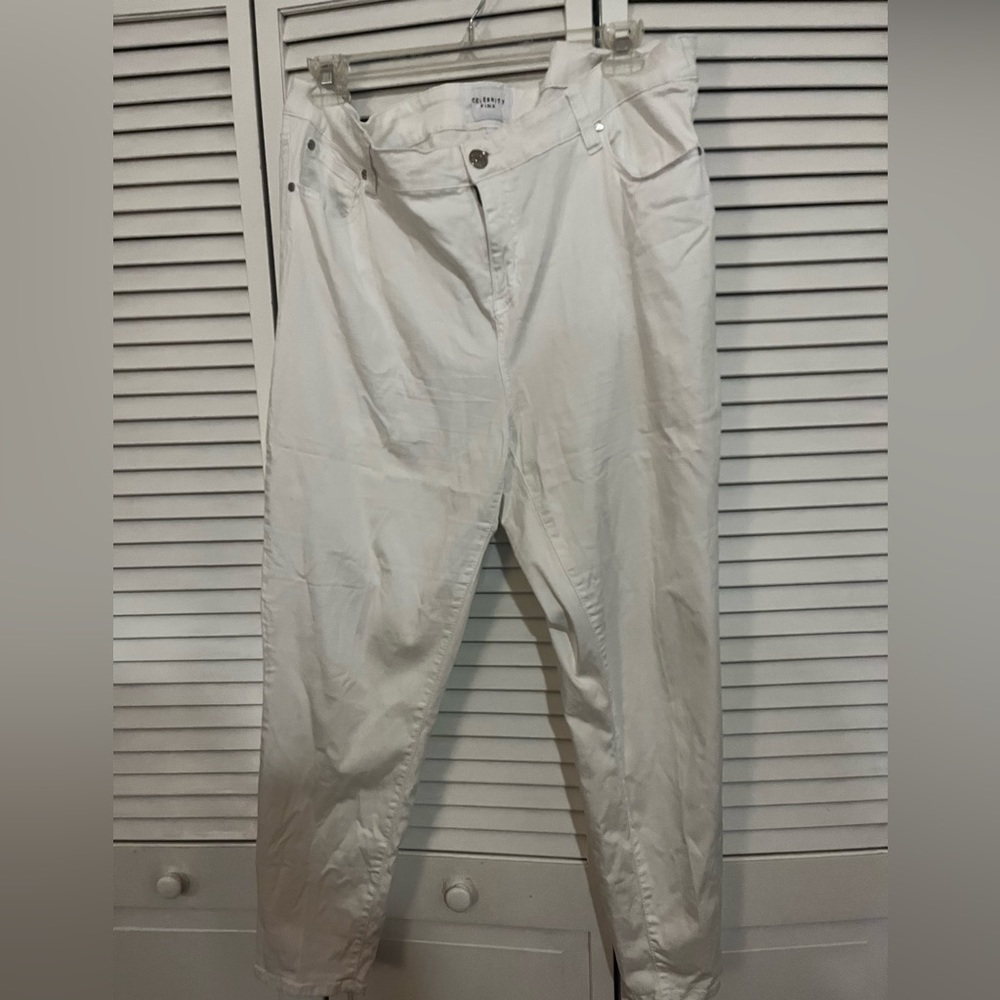 Plus women off white pants size 22